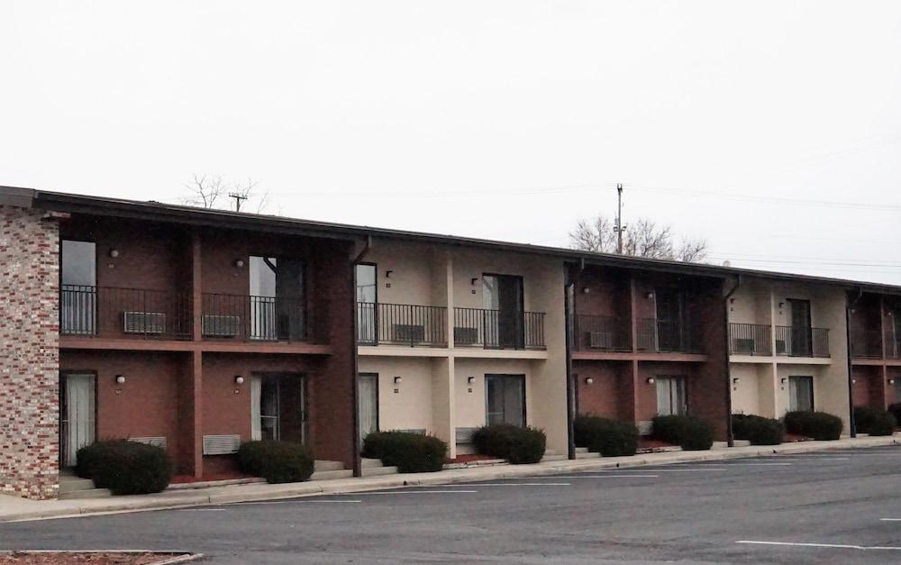 Travelodge By Wyndham Wytheville Zewnętrze zdjęcie