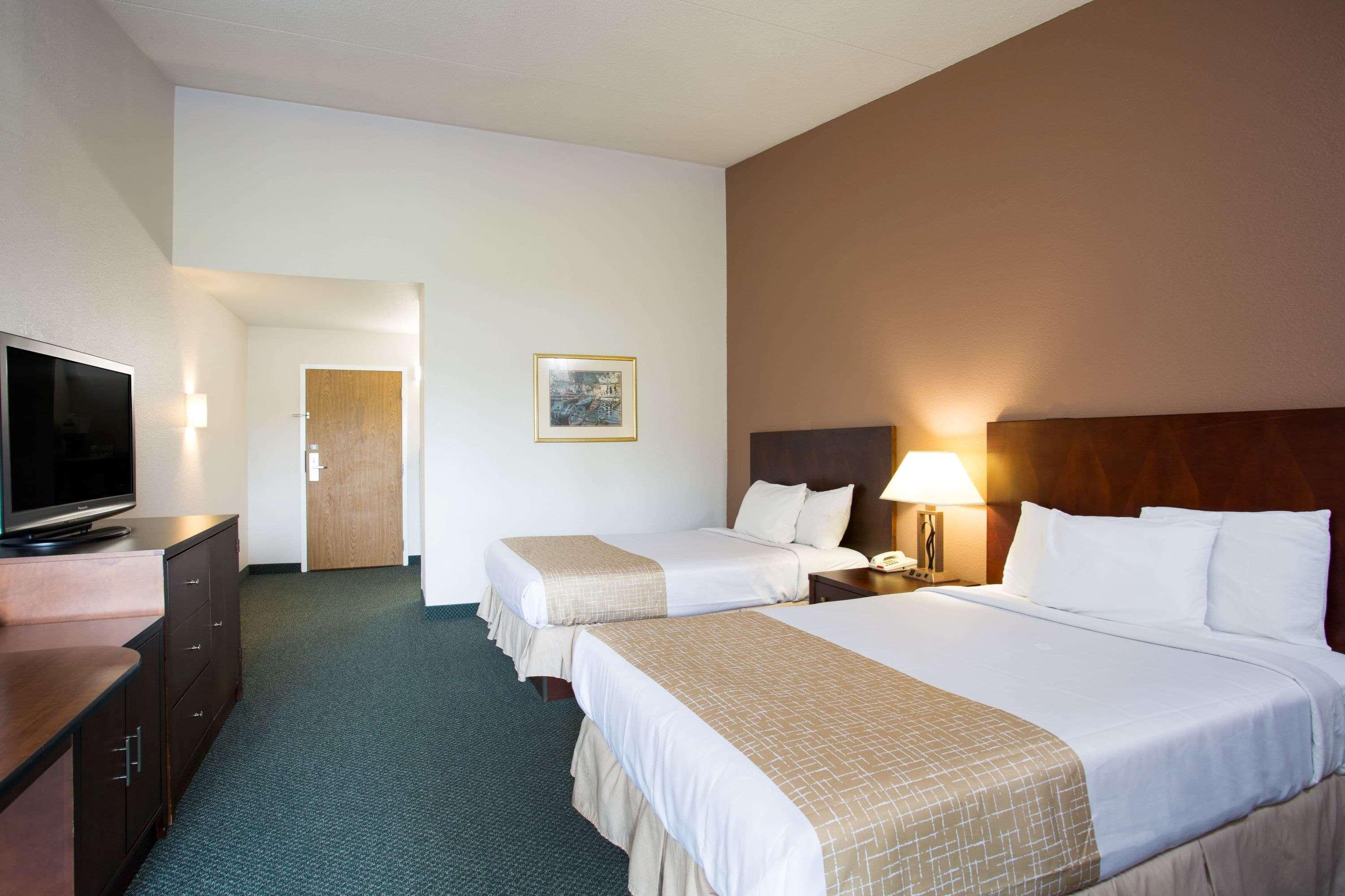 Travelodge By Wyndham Wytheville Zewnętrze zdjęcie