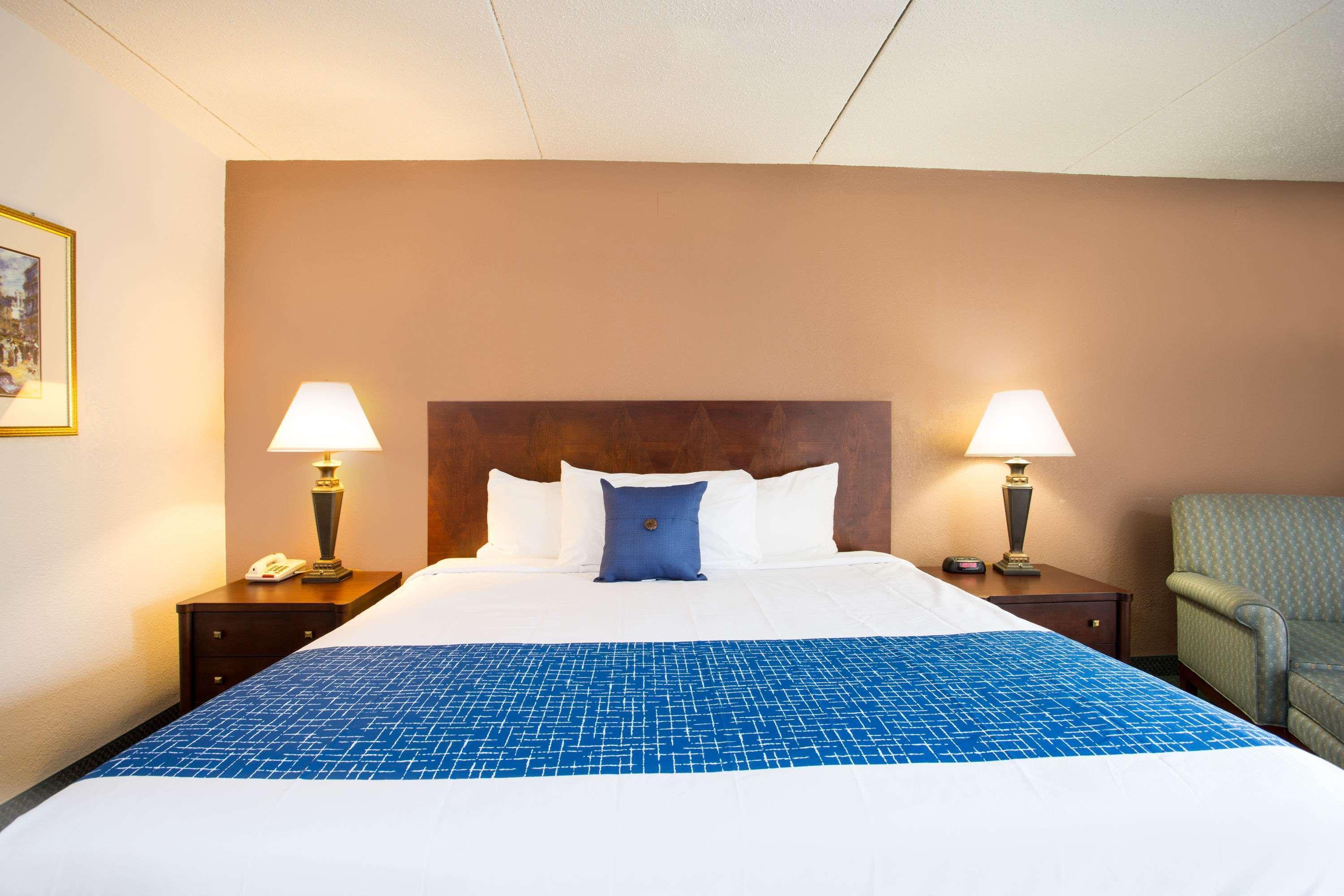 Travelodge By Wyndham Wytheville Zewnętrze zdjęcie